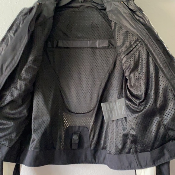 Rev’It CR Textile Armored Motorcycle jacket - Picture 3 of 4